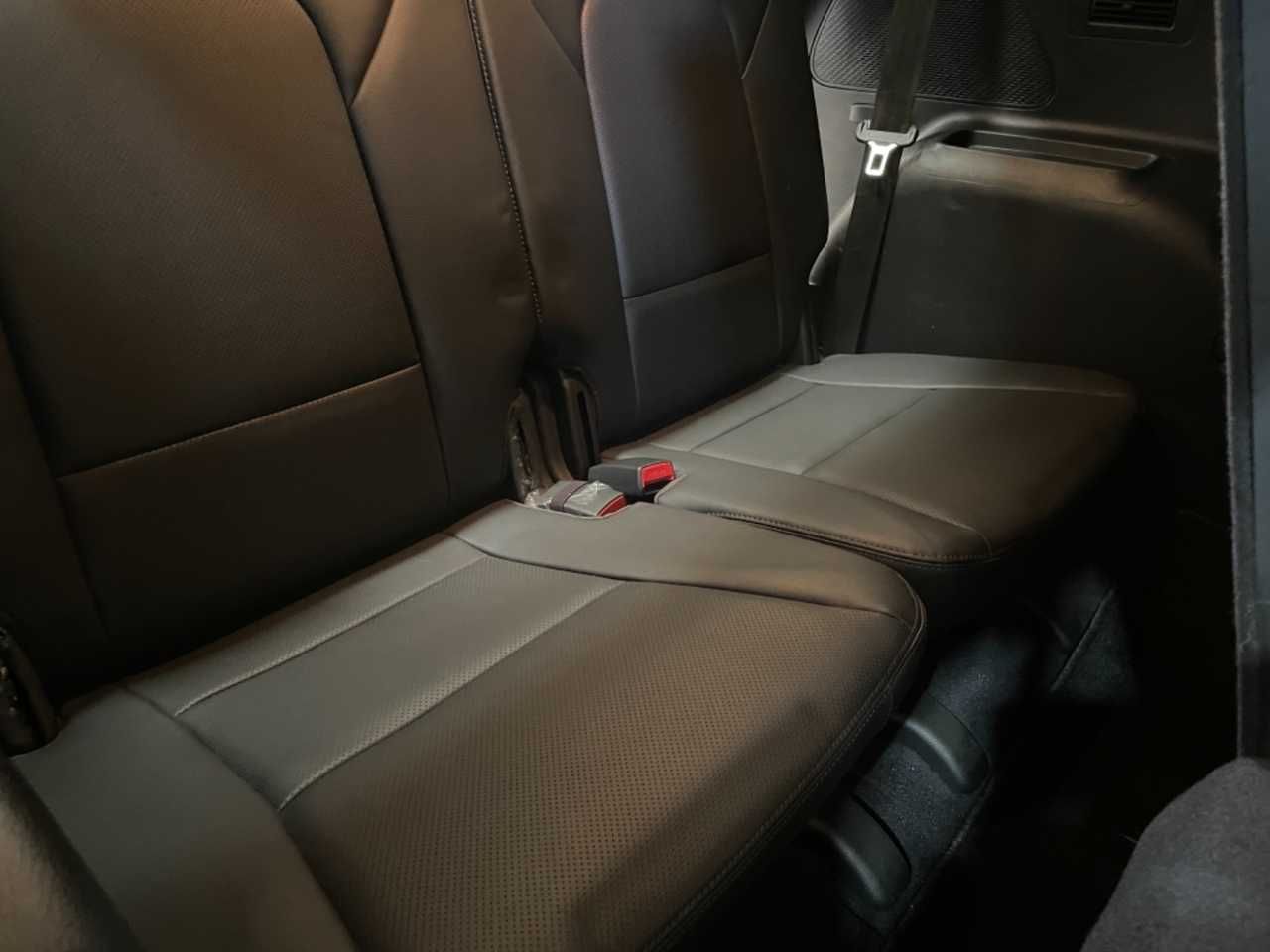 Foto Hyundai Santa Fe 28