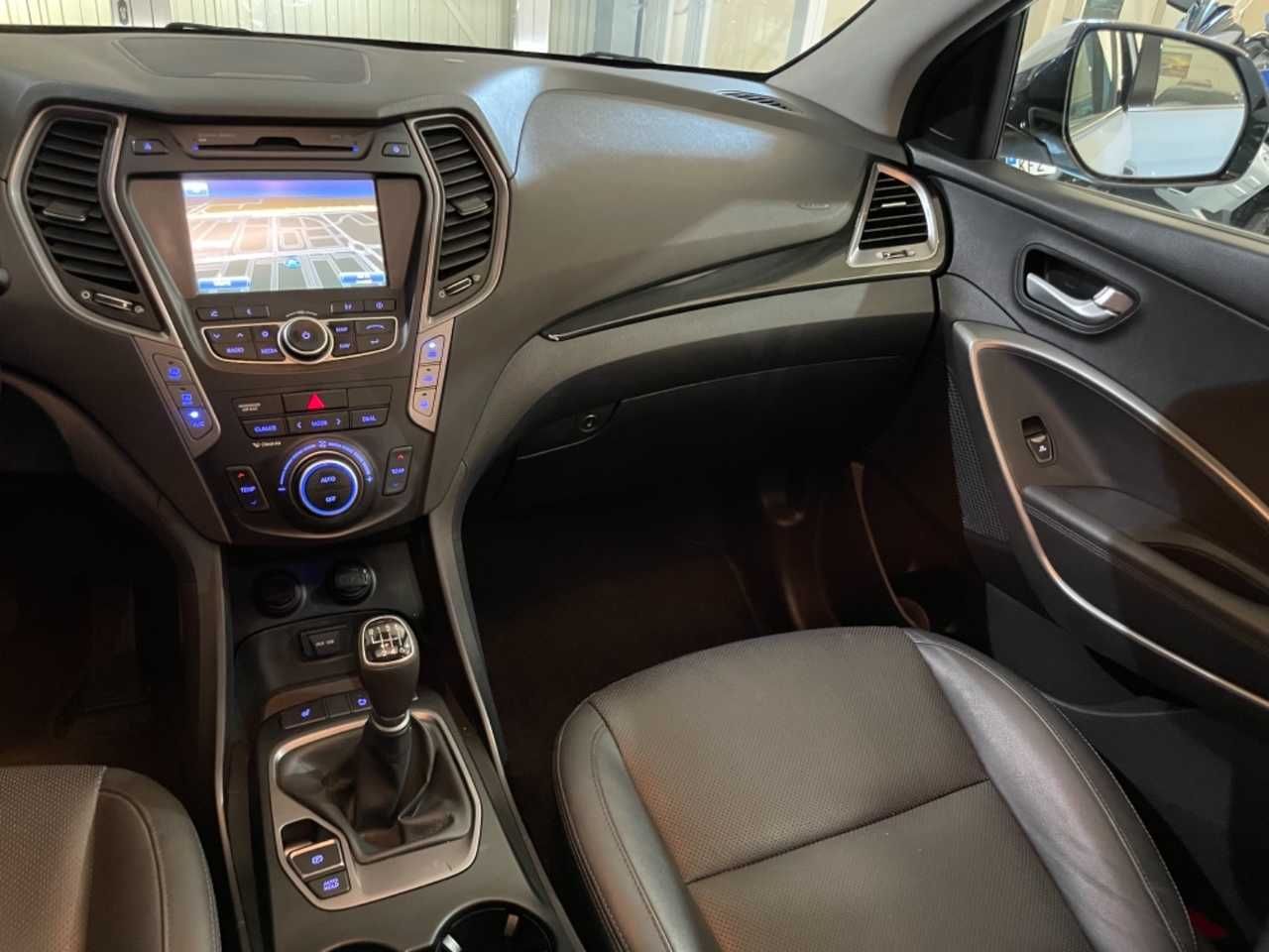 Foto Hyundai Santa Fe 33