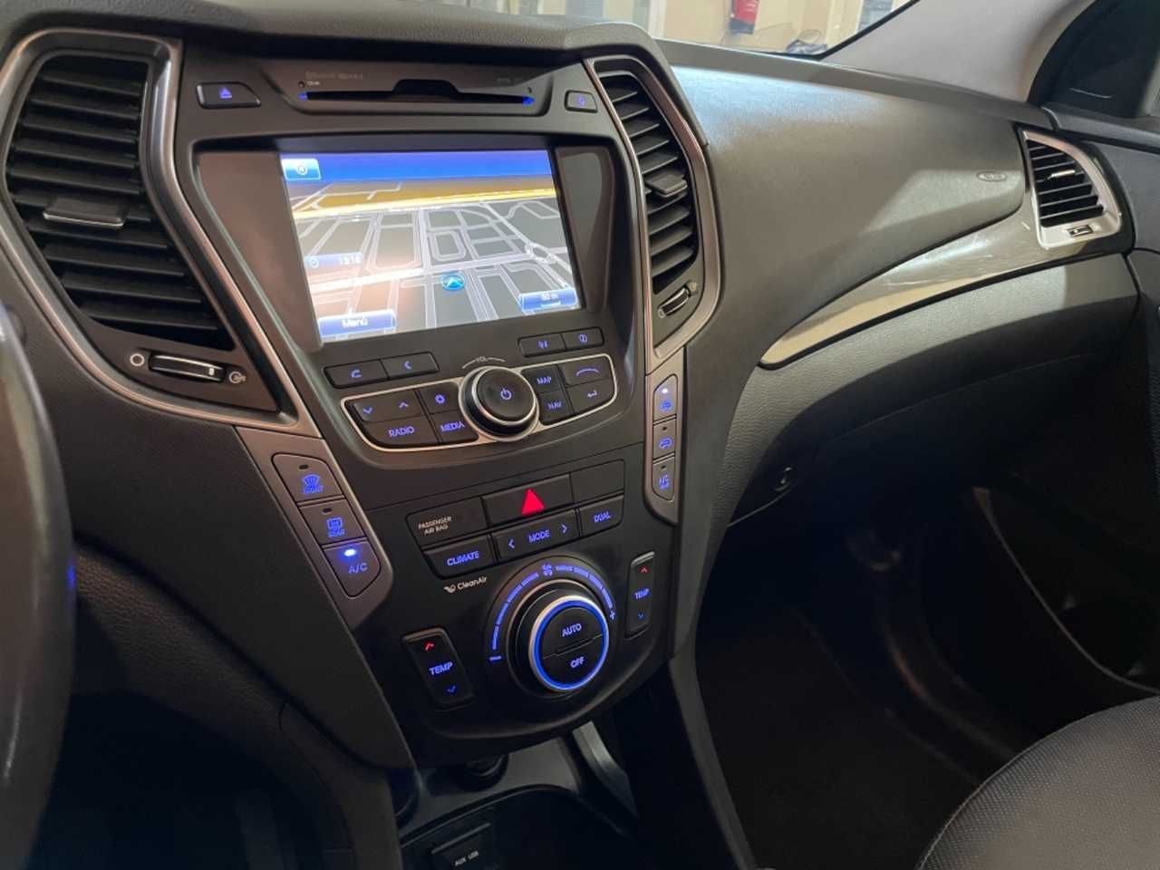 Foto Hyundai Santa Fe 44