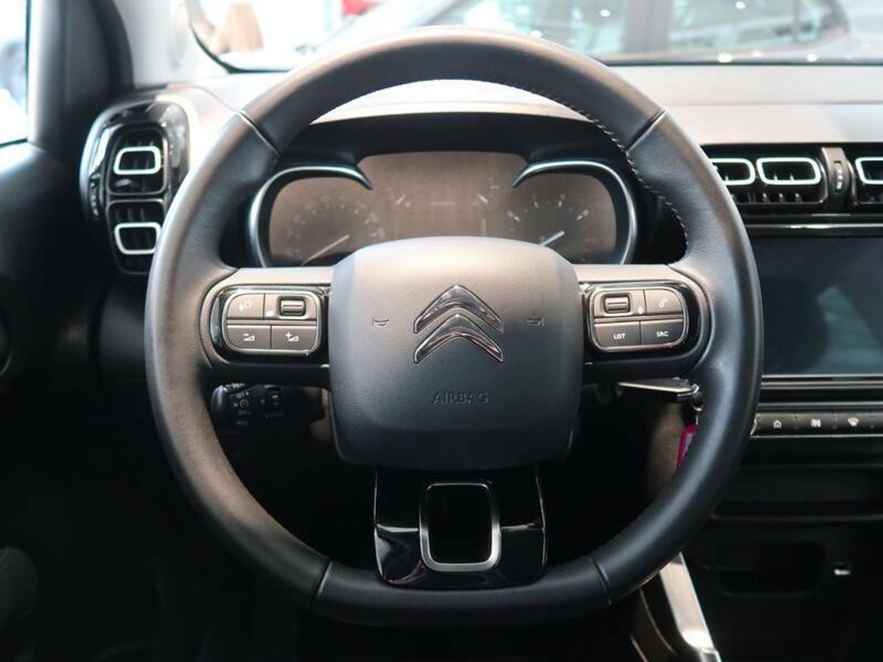 Foto Citroën C3 Aircross 23
