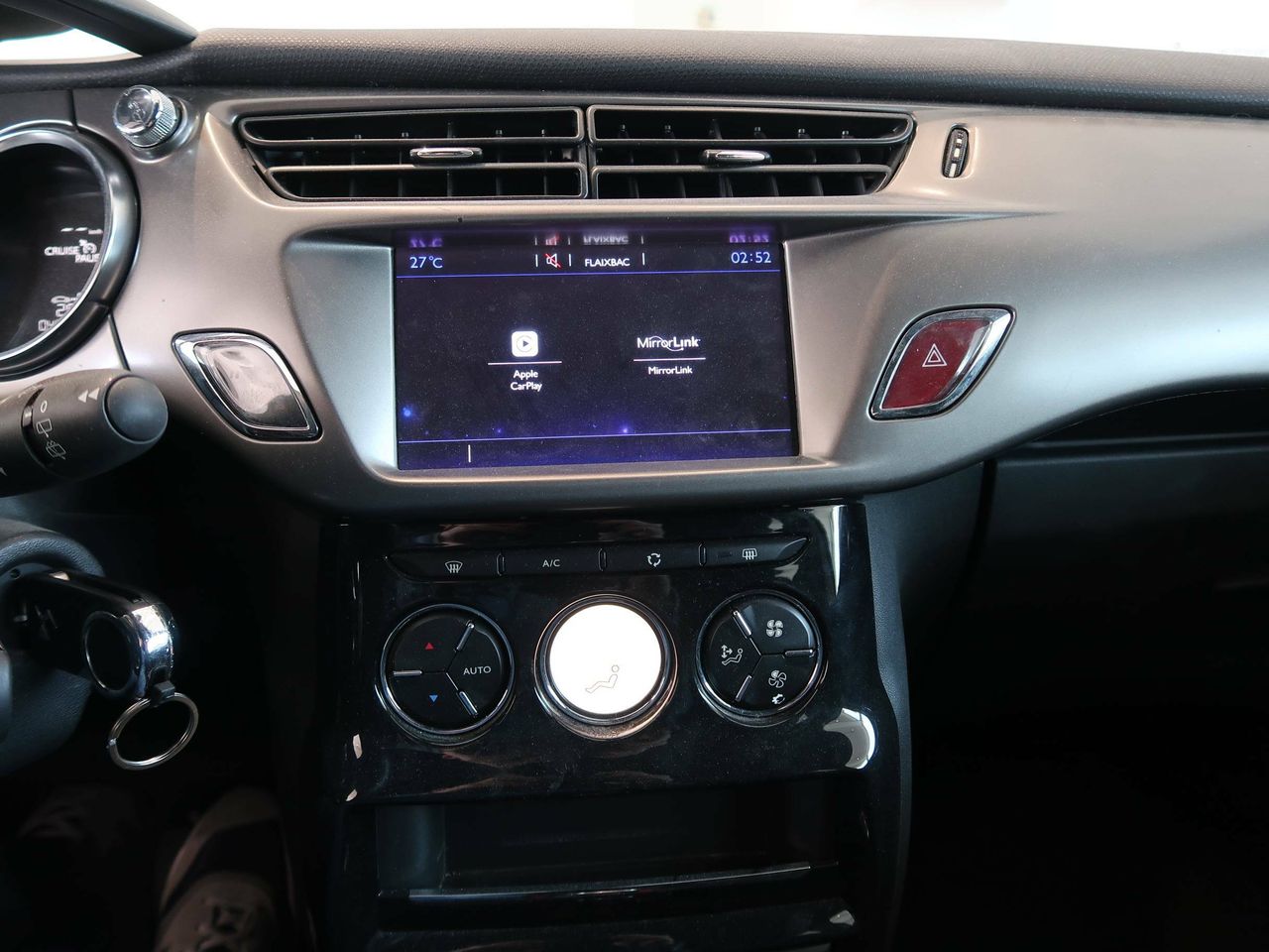 Foto DS Automobiles DS 3 11