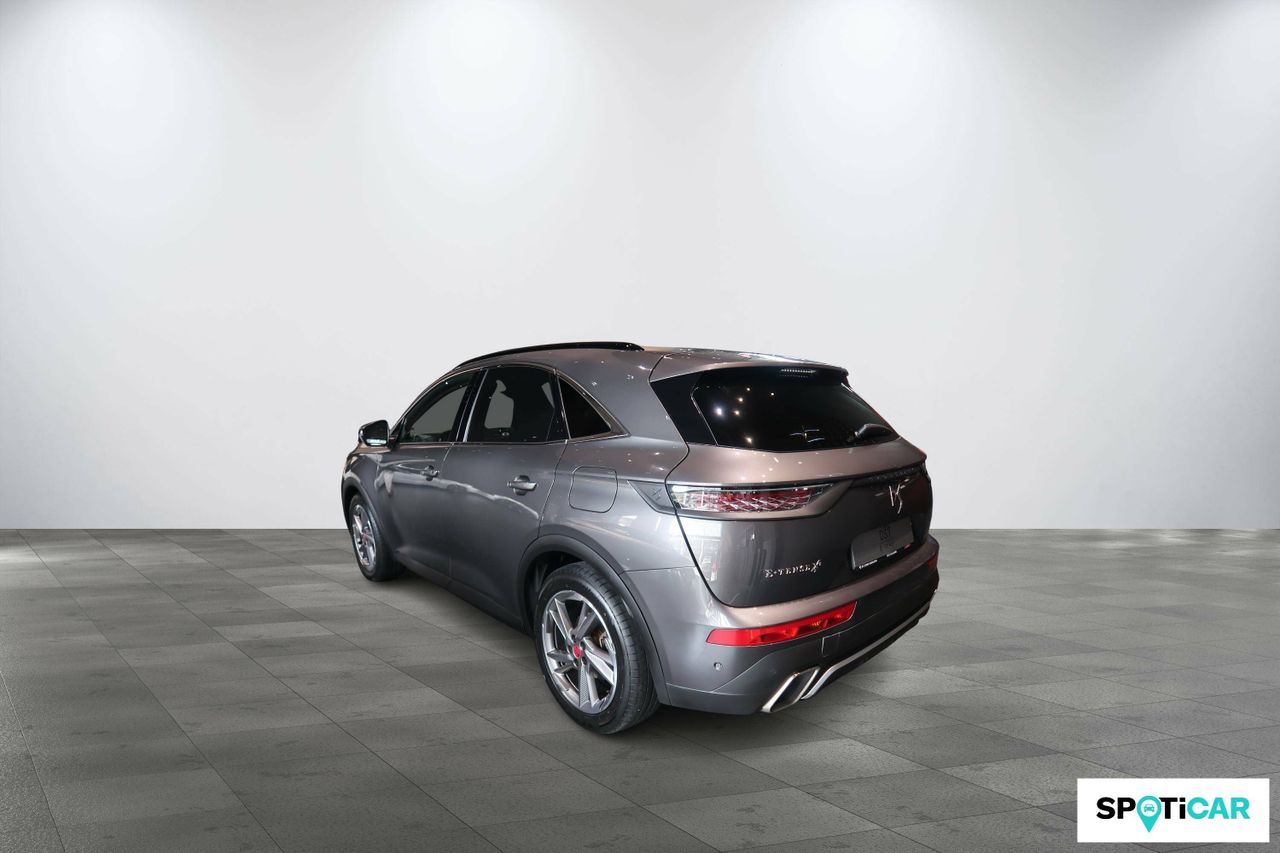 Foto DS Automobiles DS 7 7