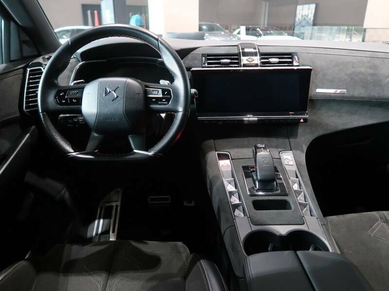 Foto DS Automobiles DS 7 10