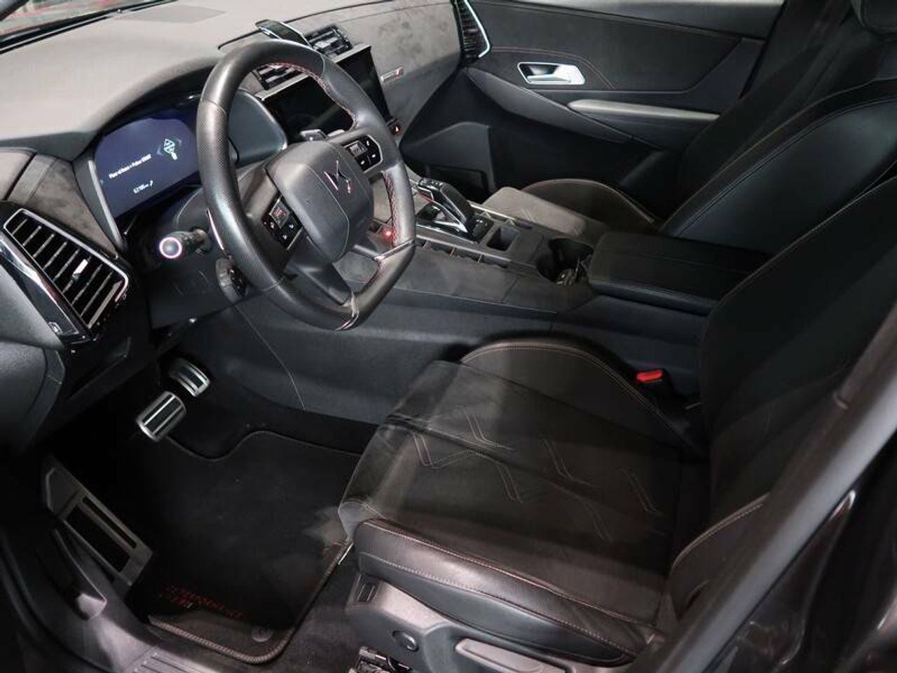 Foto DS Automobiles DS 7 14