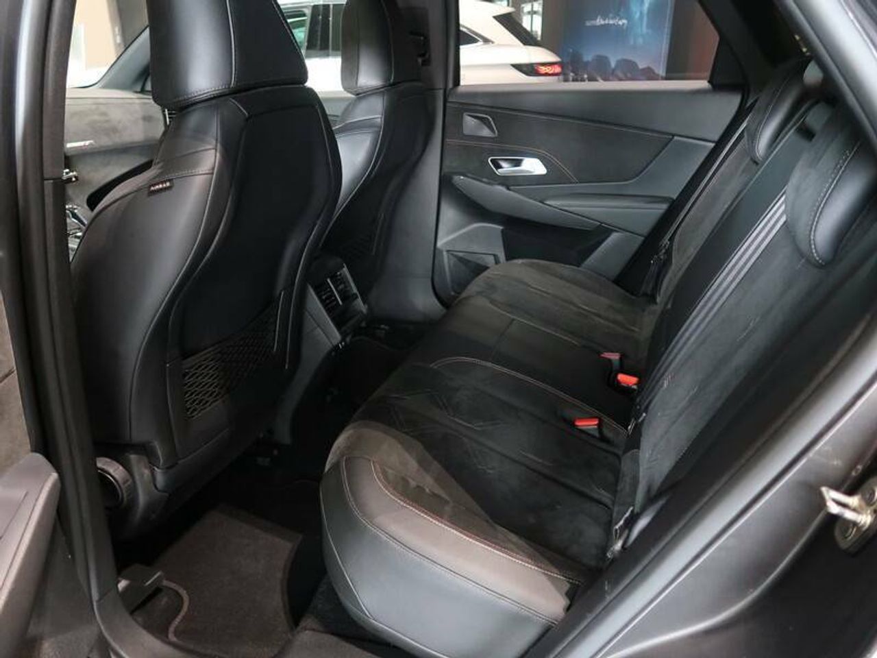 Foto DS Automobiles DS 7 23