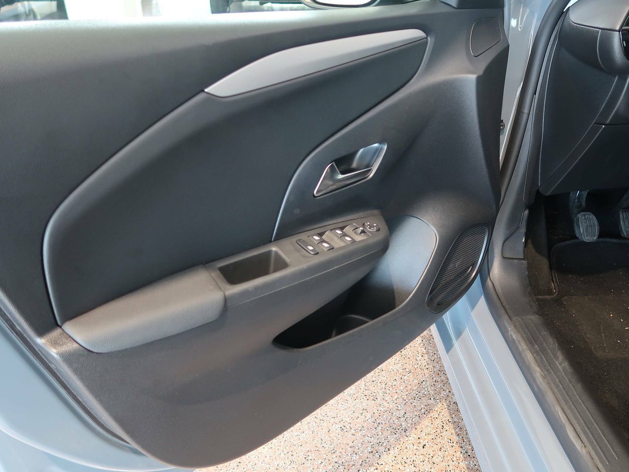 Foto Opel Corsa 14