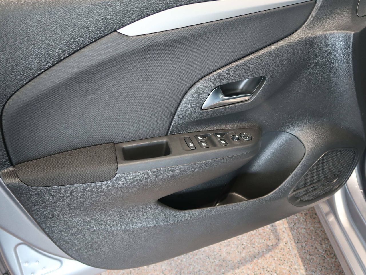 Foto Opel Corsa 14