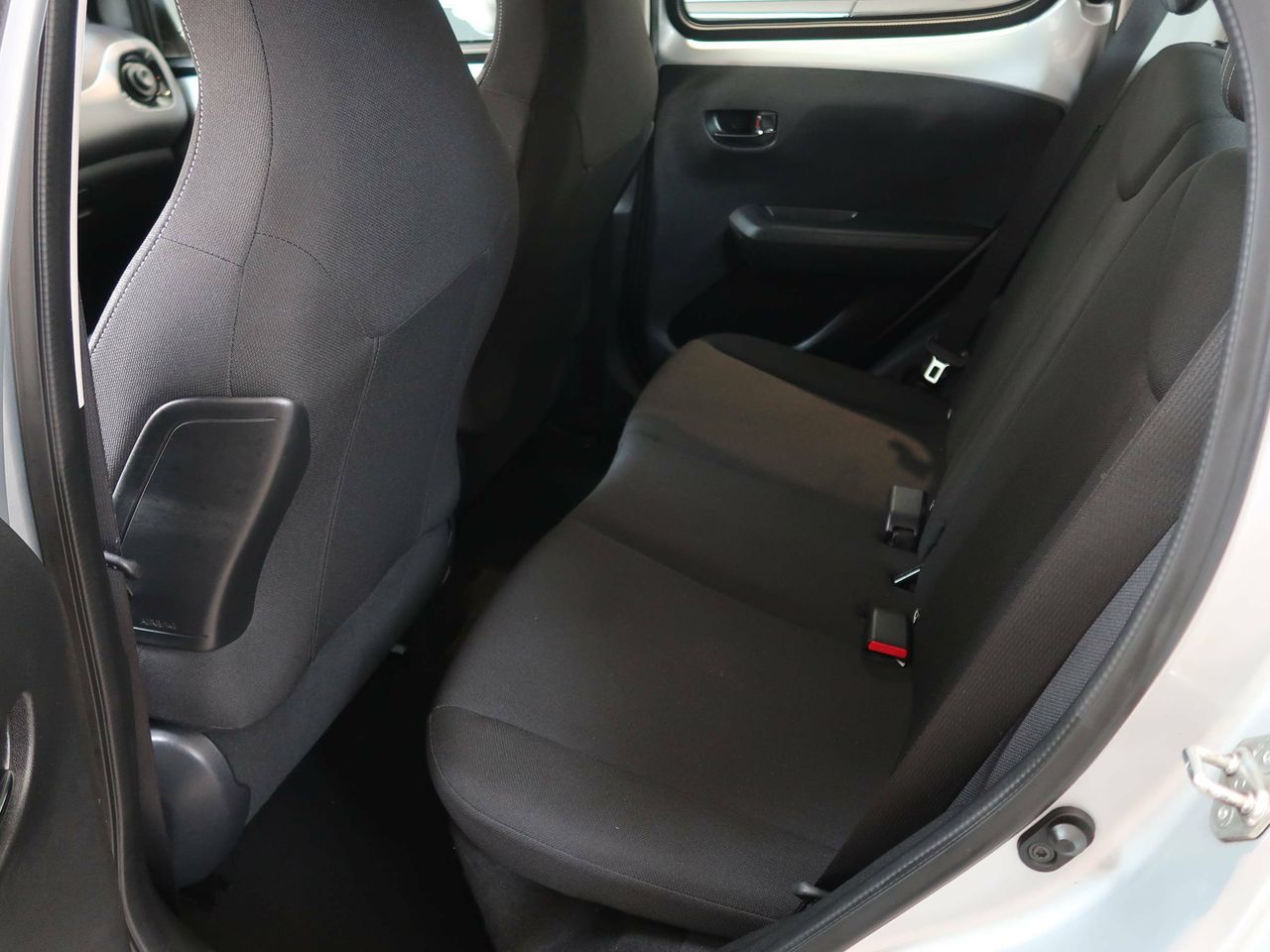 Foto Peugeot 108 8