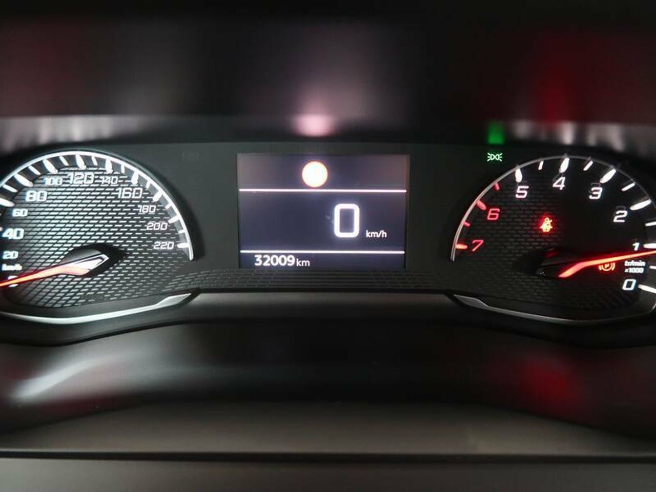 Foto Peugeot 2008 13