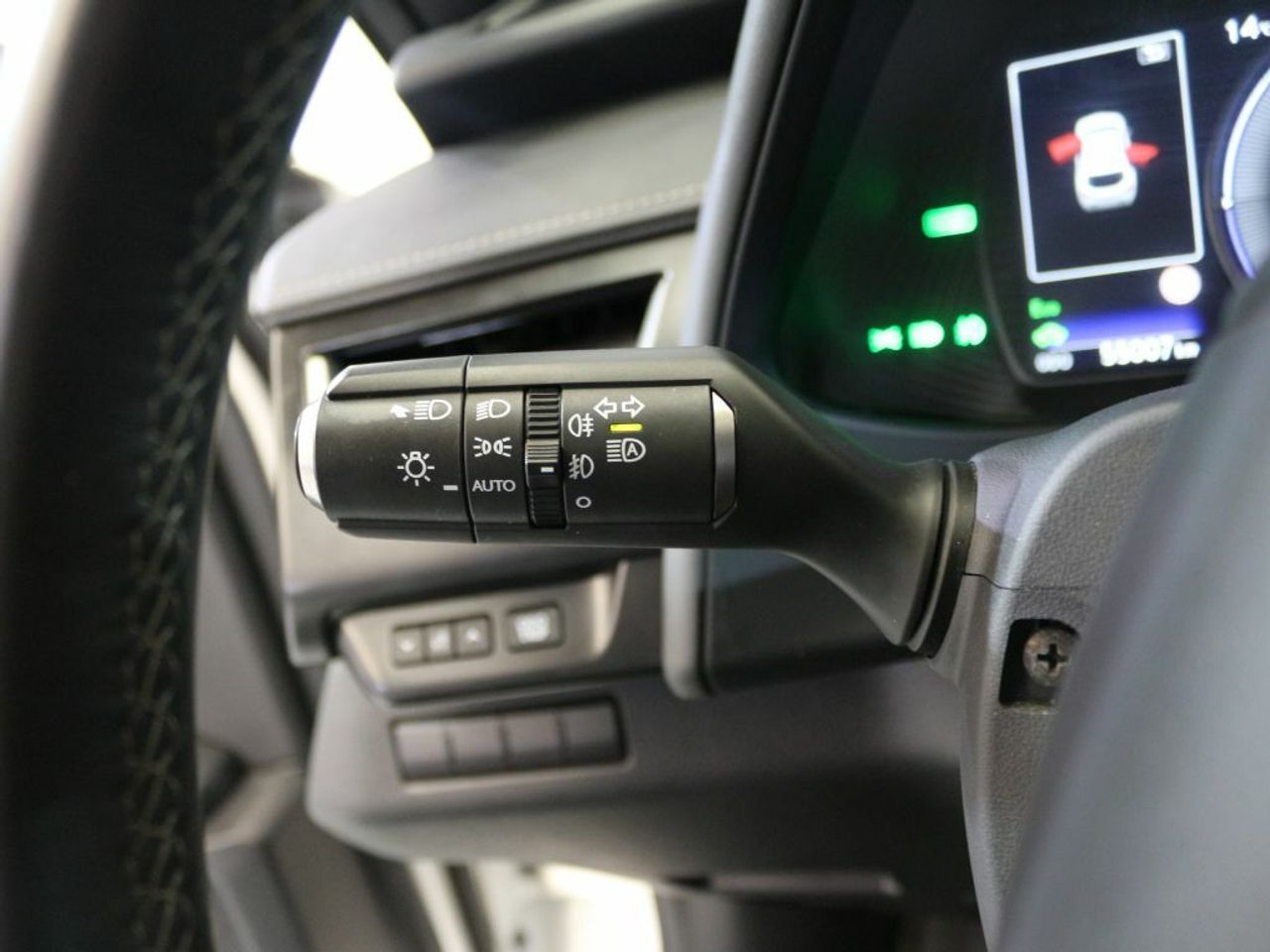 Foto Lexus UX 18