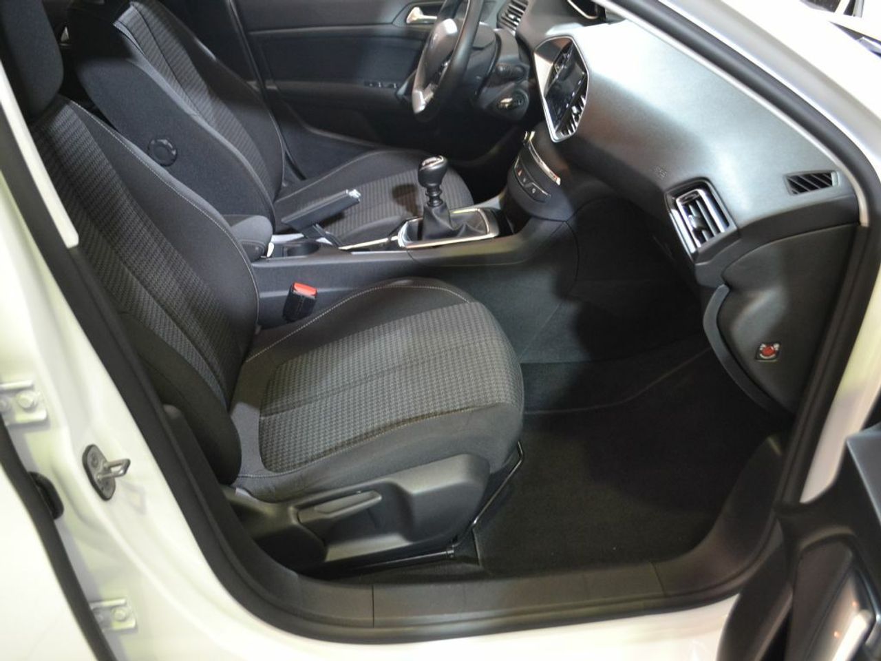 Foto Peugeot 308 12