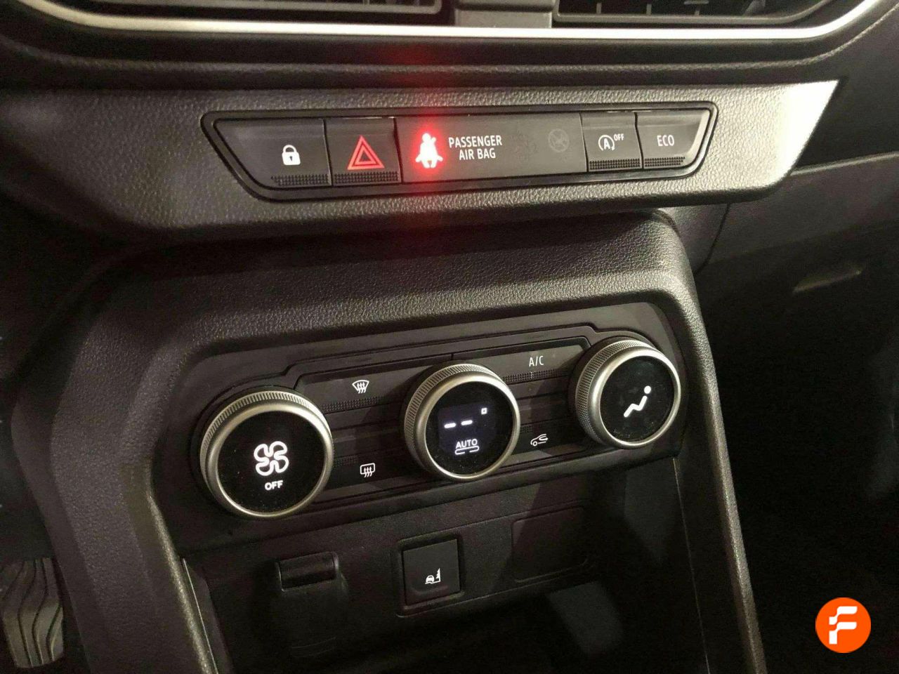 Foto Dacia Sandero 12