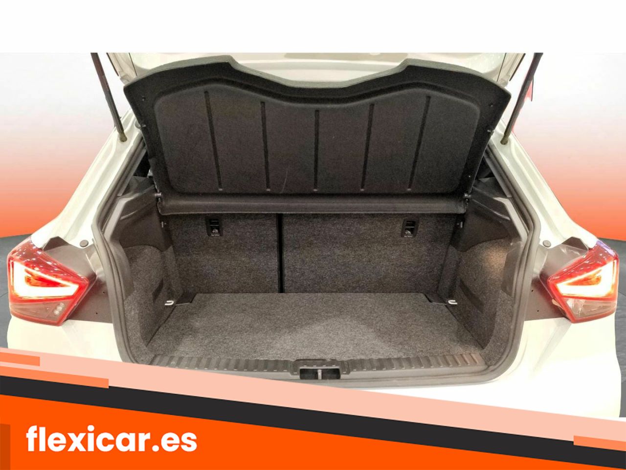 Foto Seat Ibiza 7