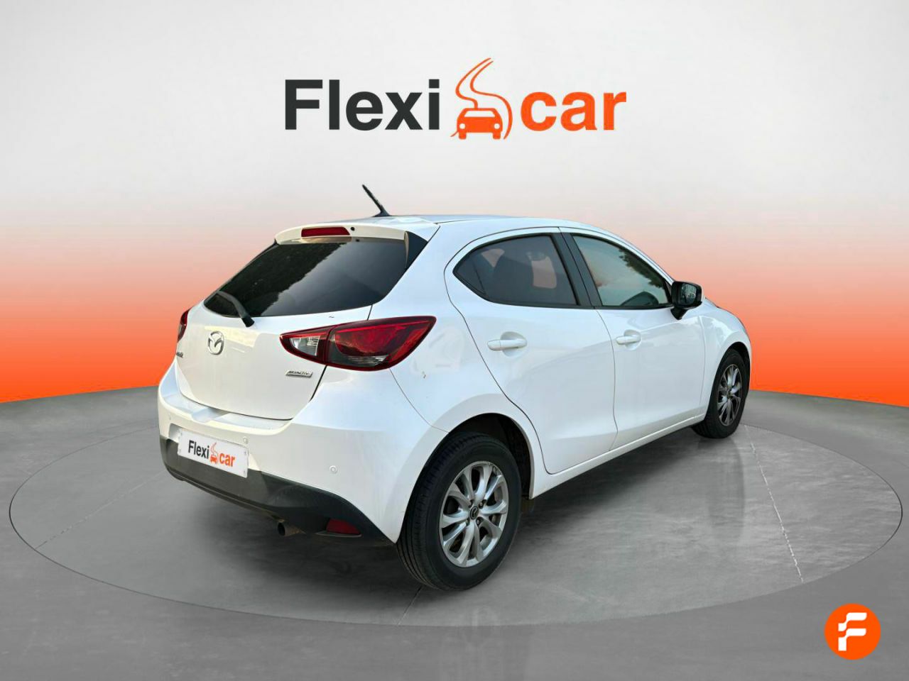 Foto Mazda Mazda2 8