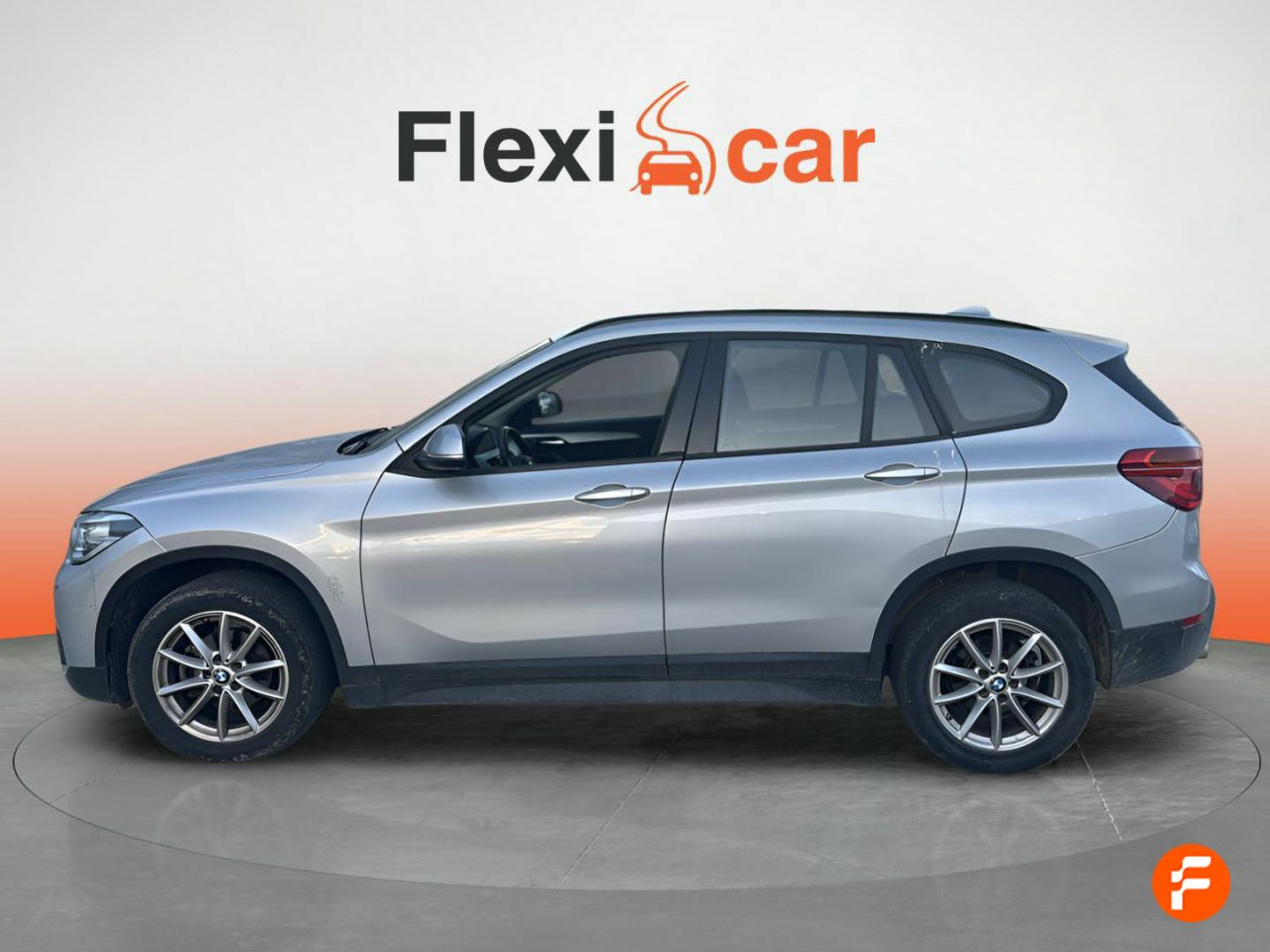 Foto BMW X1 4
