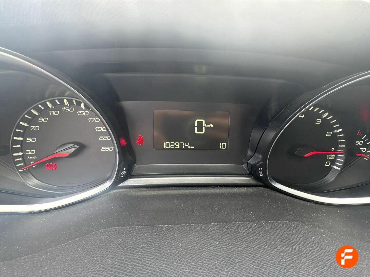 Foto Peugeot 308 10
