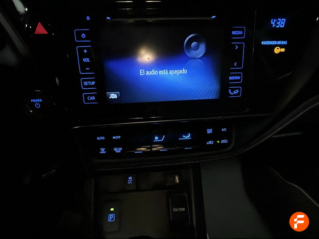 Foto Toyota Auris 14