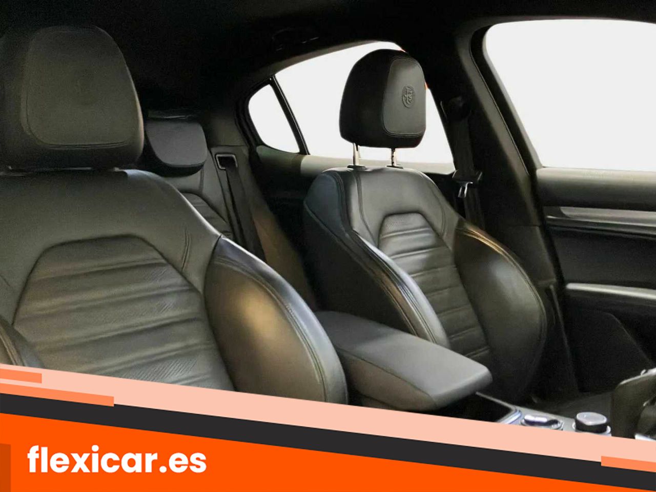 Foto Alfa Romeo Stelvio 28