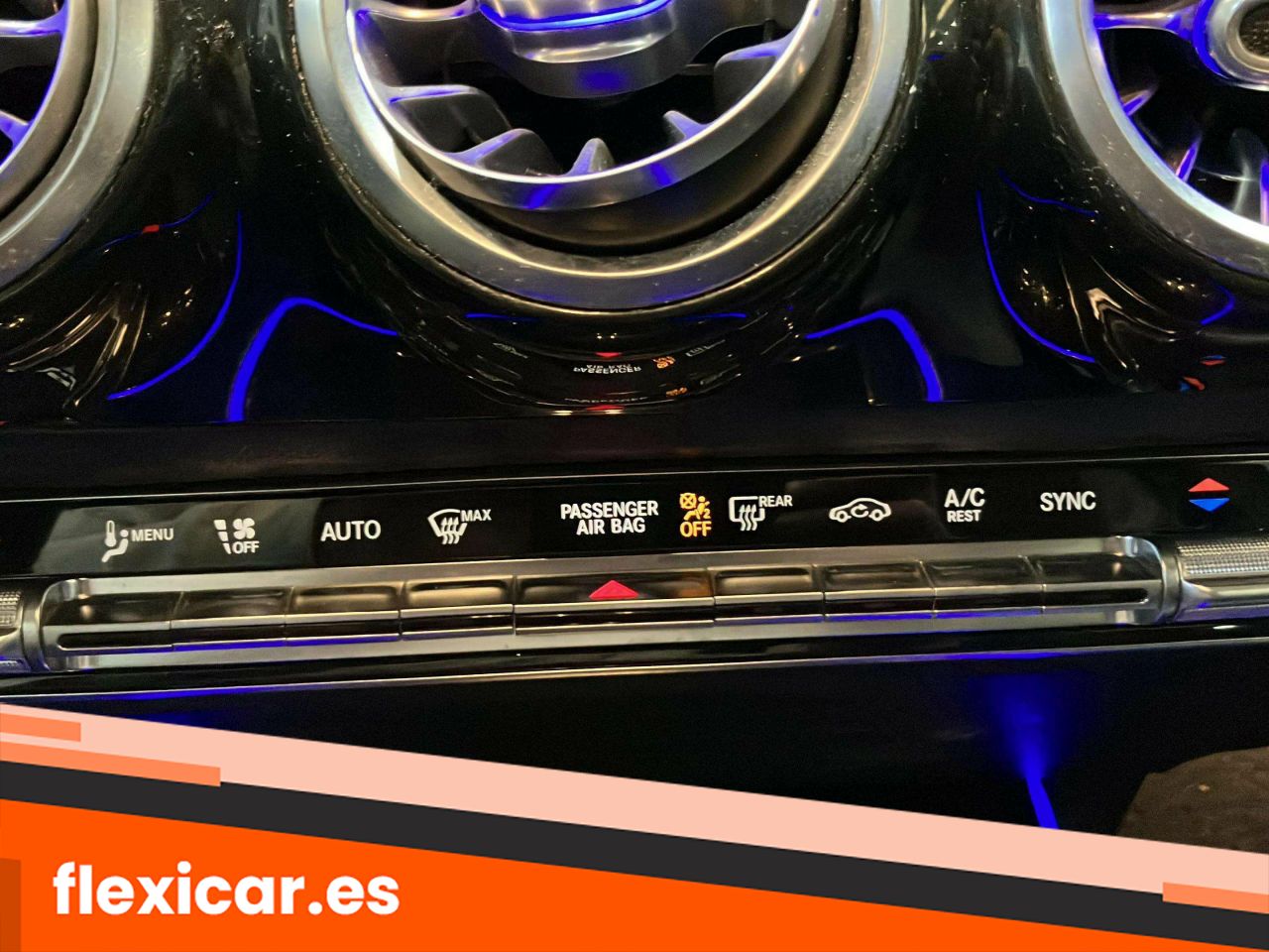 Foto Mercedes-Benz Clase GLA 21