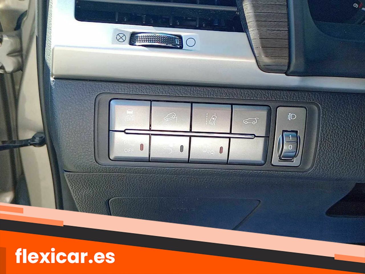 Foto SsangYong Rexton 25