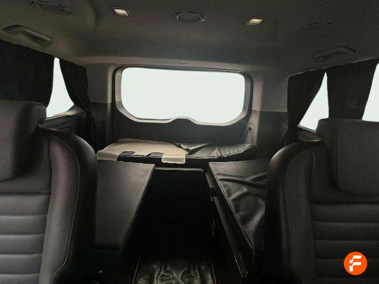 Foto Ford Tourneo Custom 14