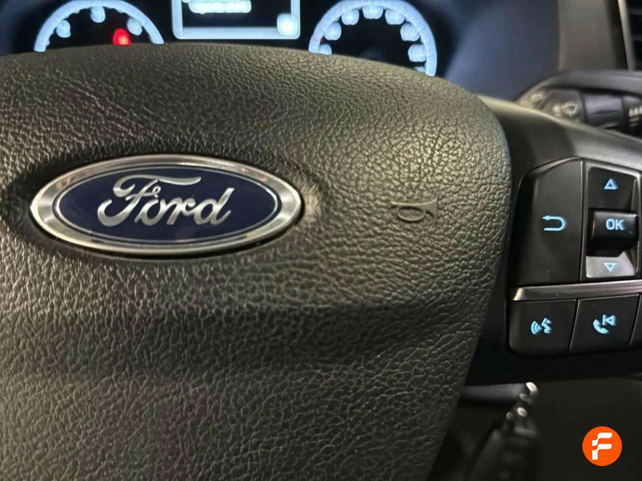 Foto Ford Tourneo Custom 15