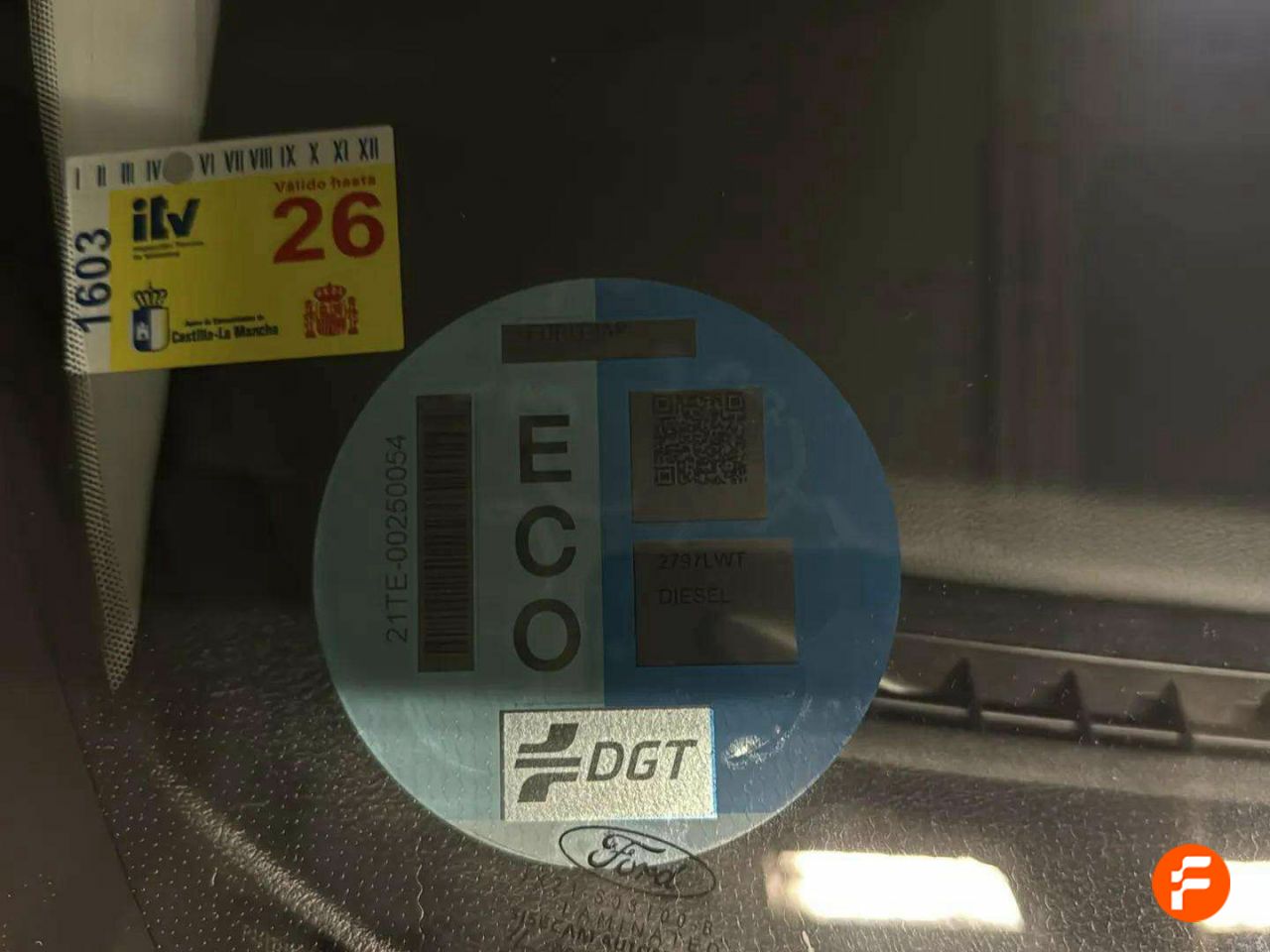 Foto Ford Tourneo Custom 24