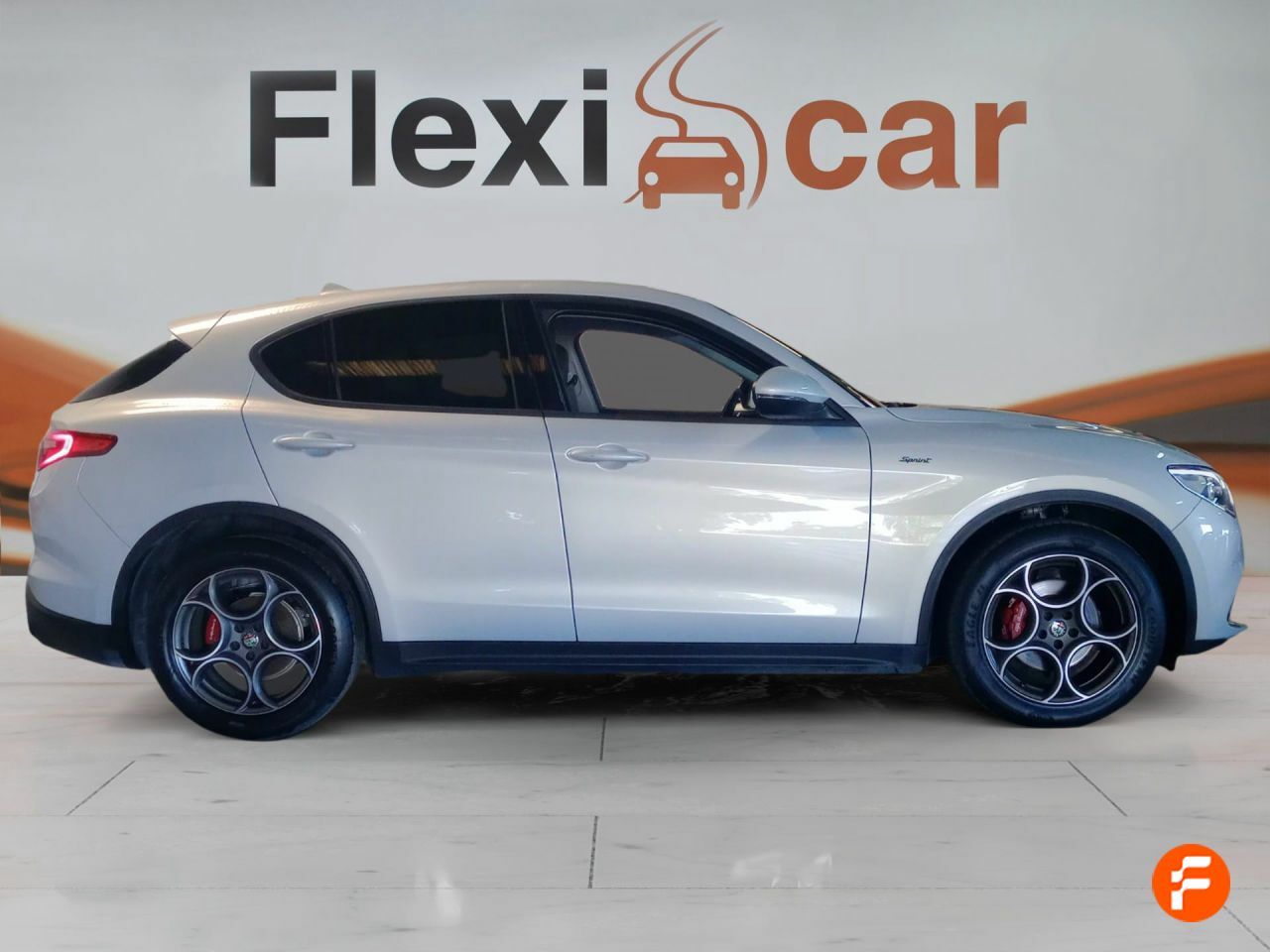 Foto Alfa Romeo Stelvio 8