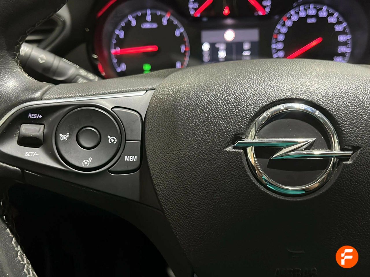 Foto Opel CrossLand 17
