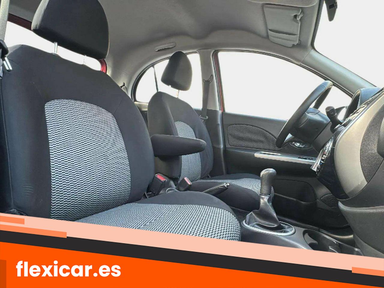 Foto Nissan Micra 15