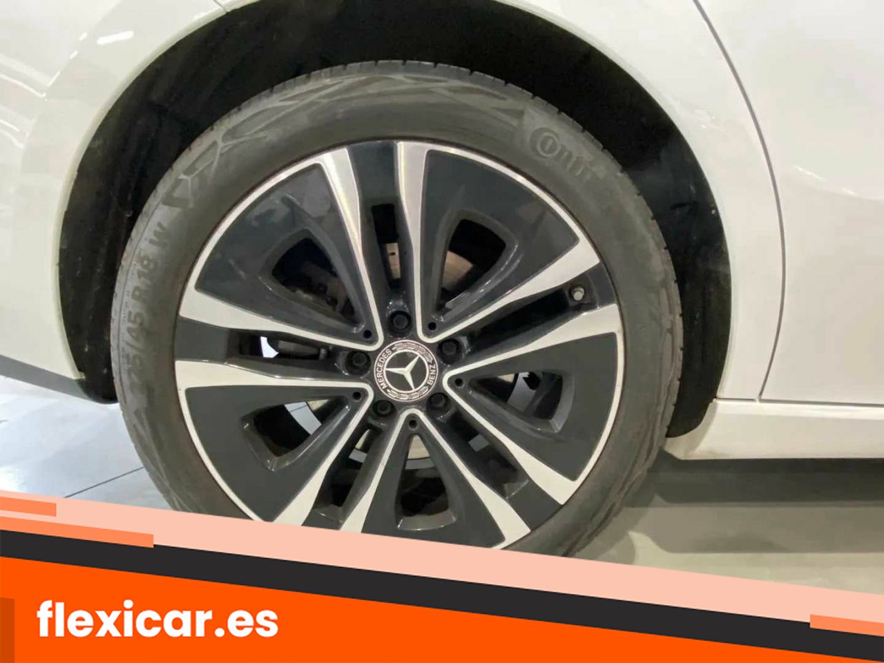 Foto Mercedes-Benz Clase CLA 10