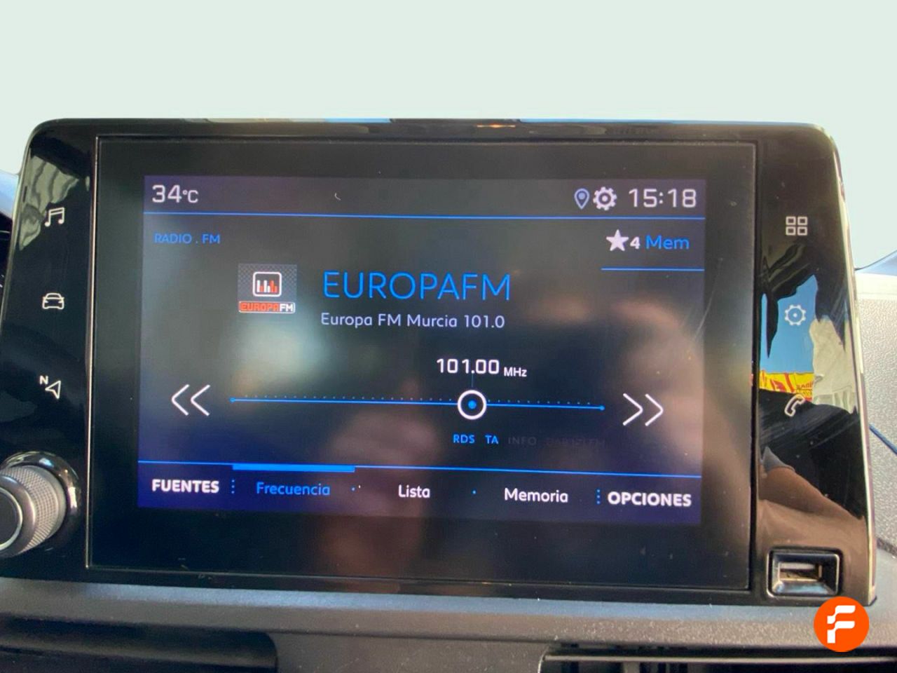 Foto Peugeot Rifter 7