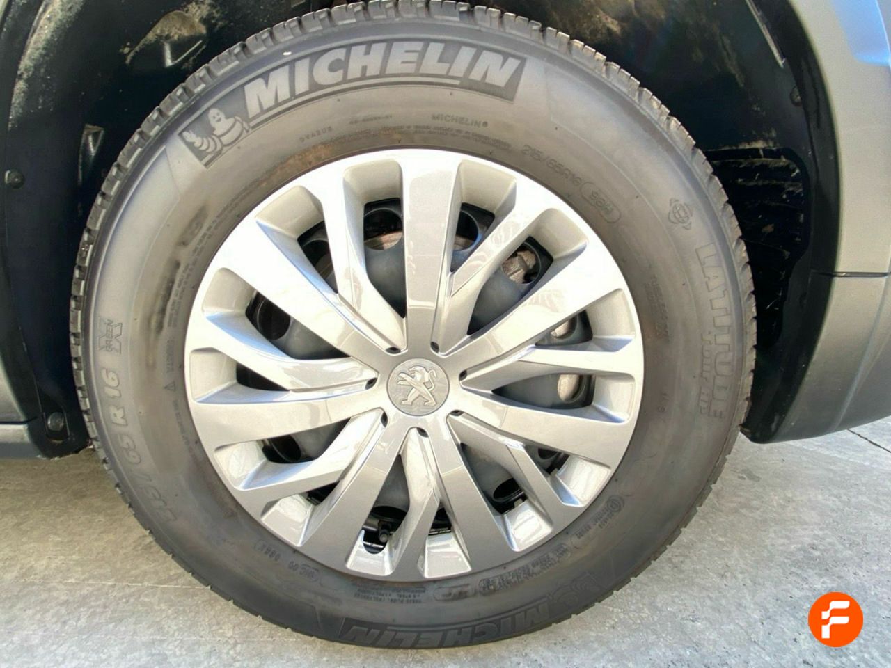 Foto Peugeot Rifter 10