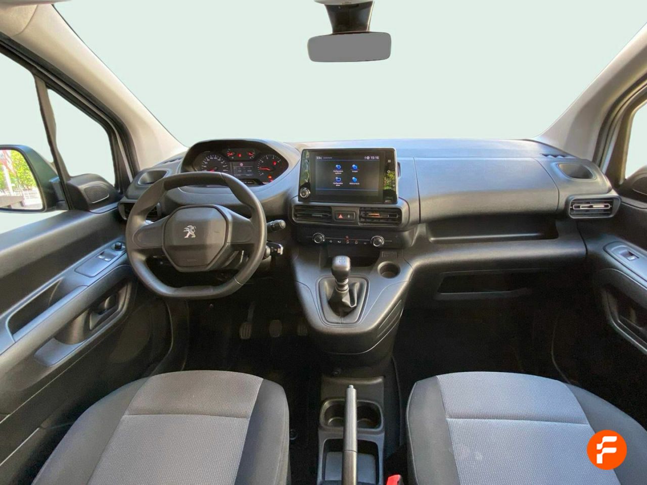 Foto Peugeot Rifter 11