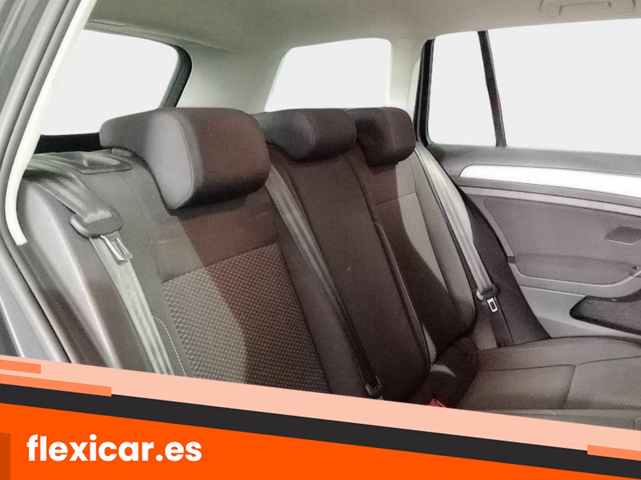 Foto Volkswagen Golf 14