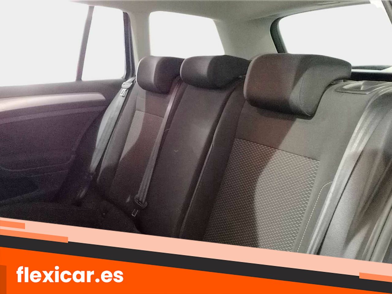 Foto Volkswagen Golf 17