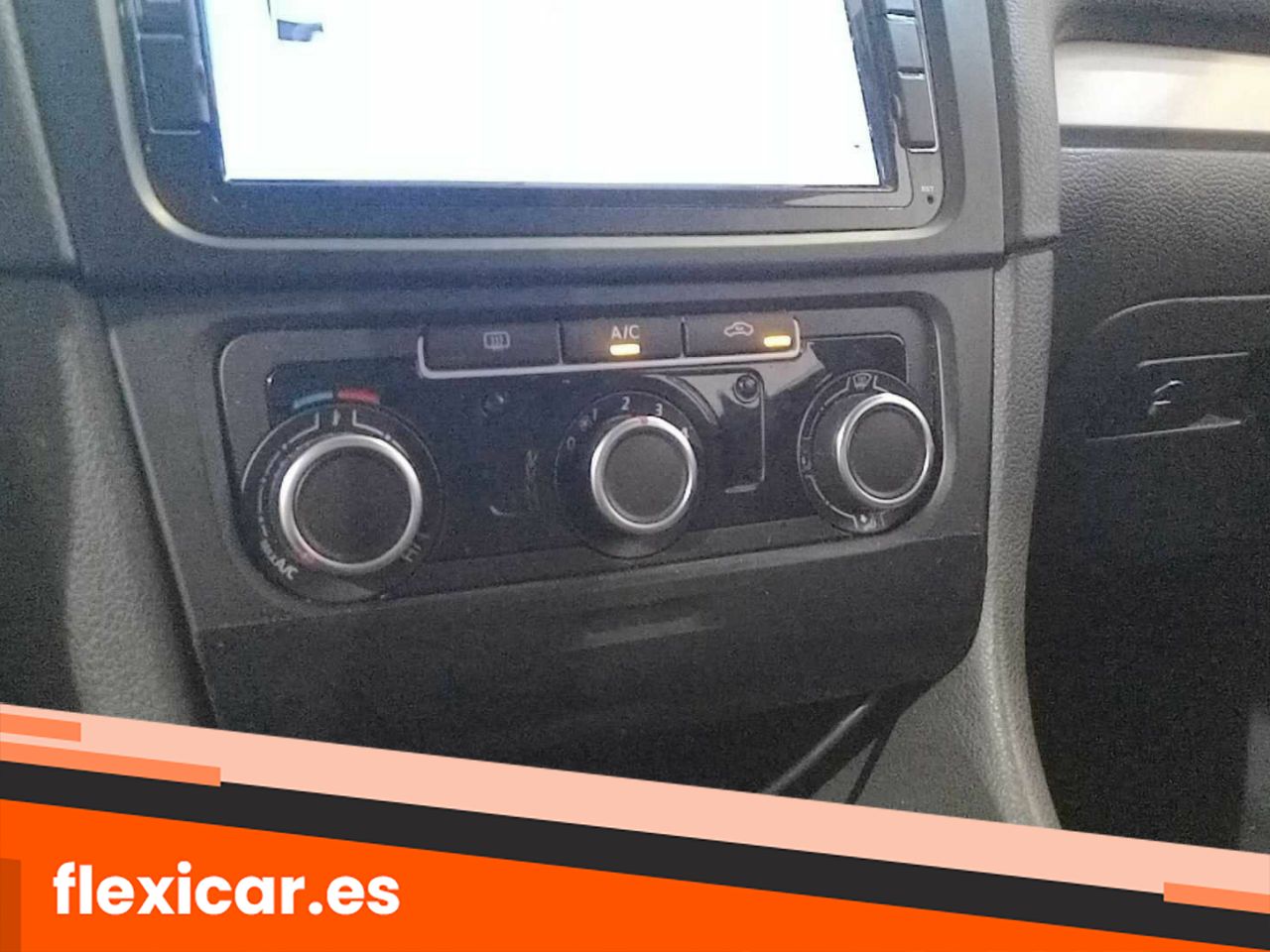 Foto Volkswagen Golf 21