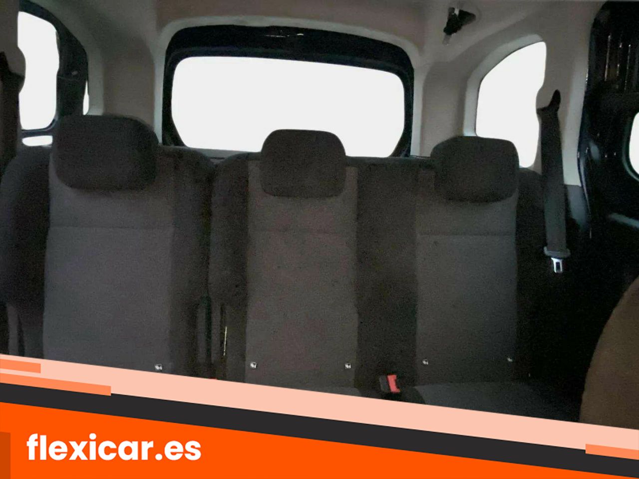 Foto Peugeot Rifter 15