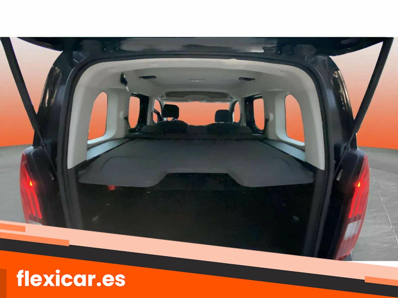 Foto Peugeot Rifter 16