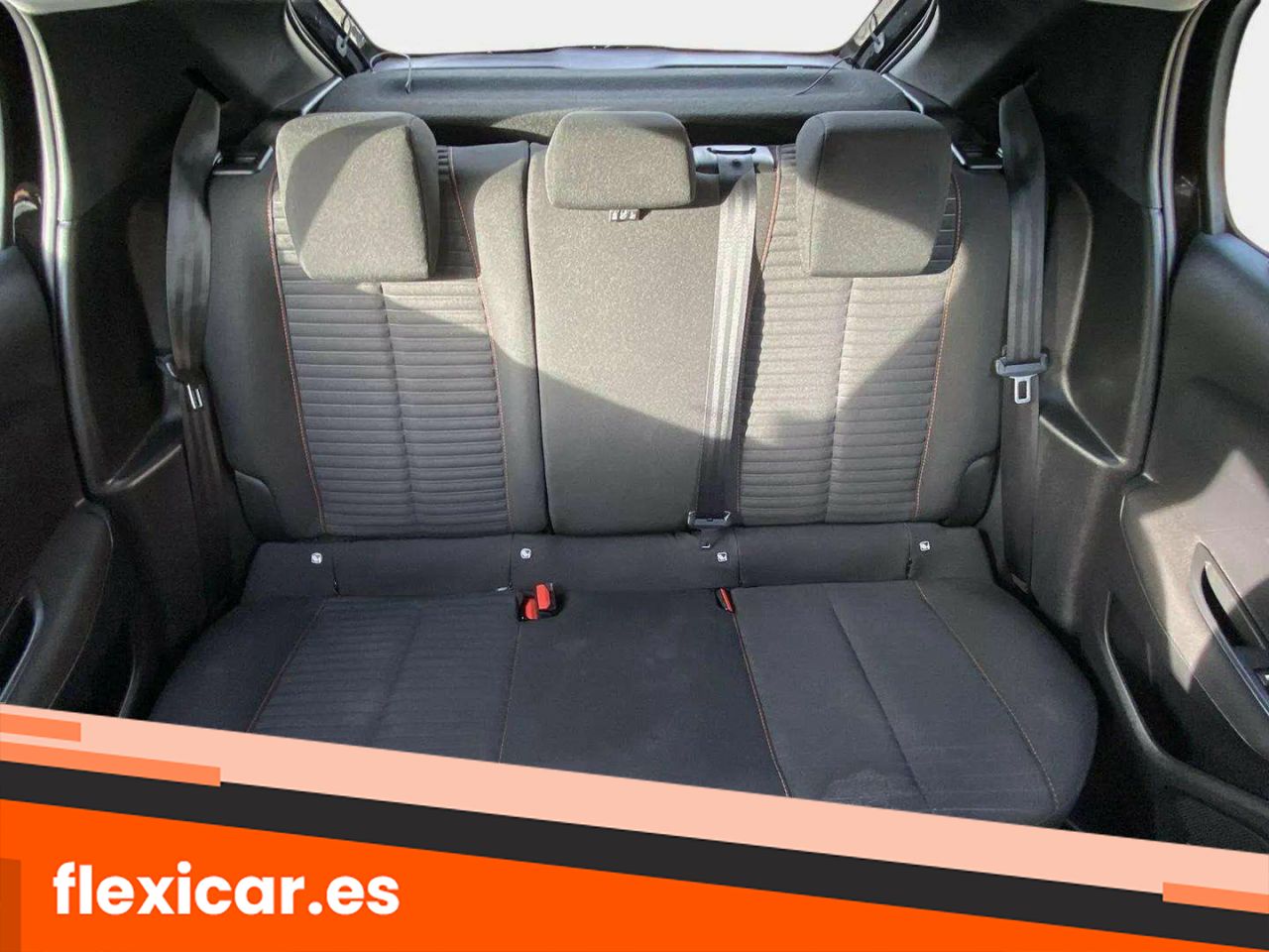 Foto Peugeot 208 13