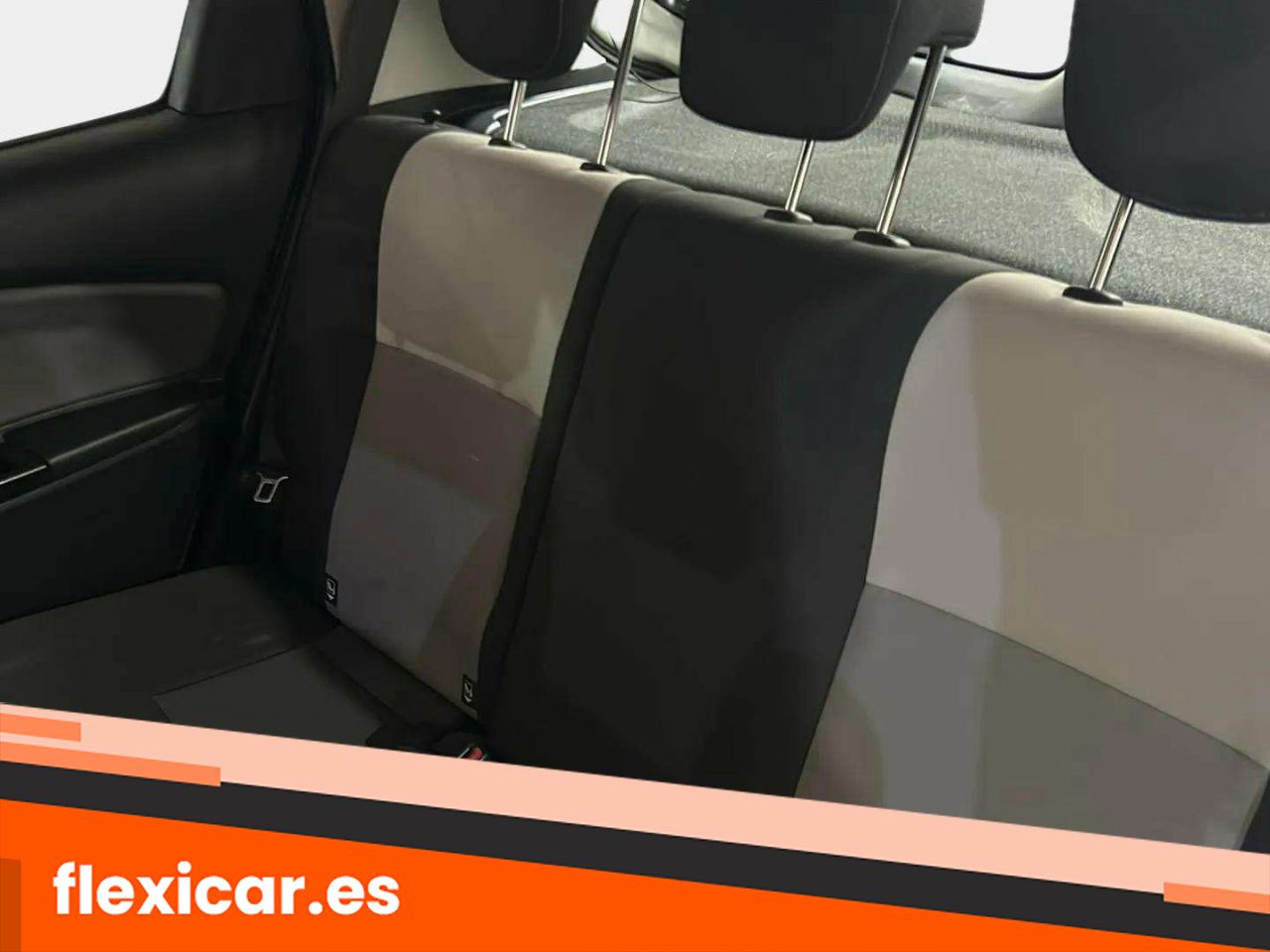 Foto Toyota Yaris 15