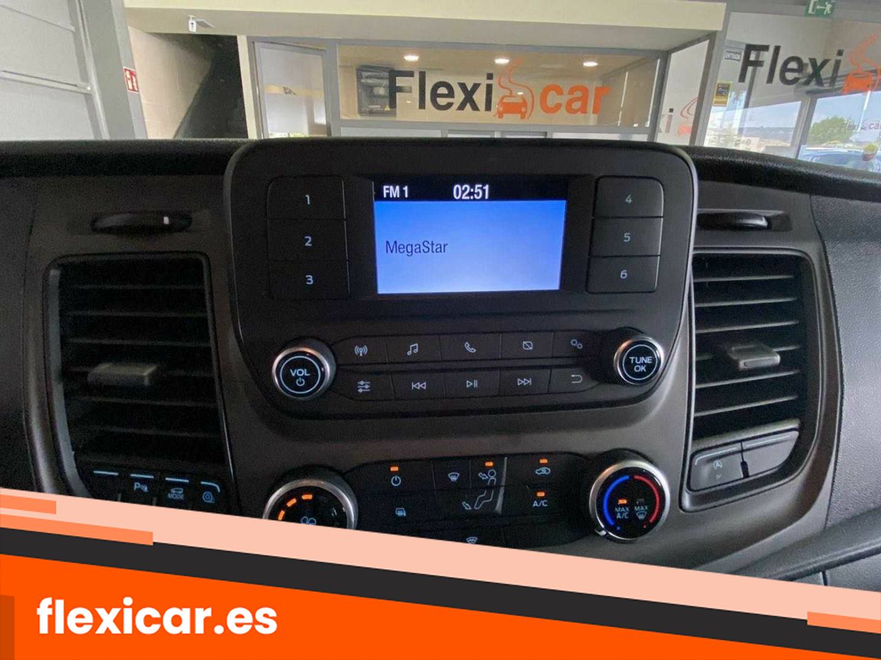 Foto Ford Transit Custom 24