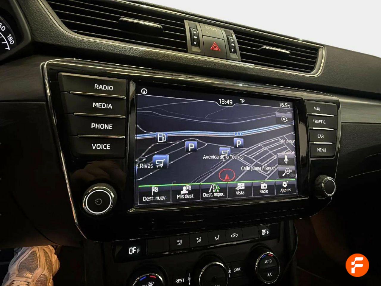 Foto Skoda Superb 13