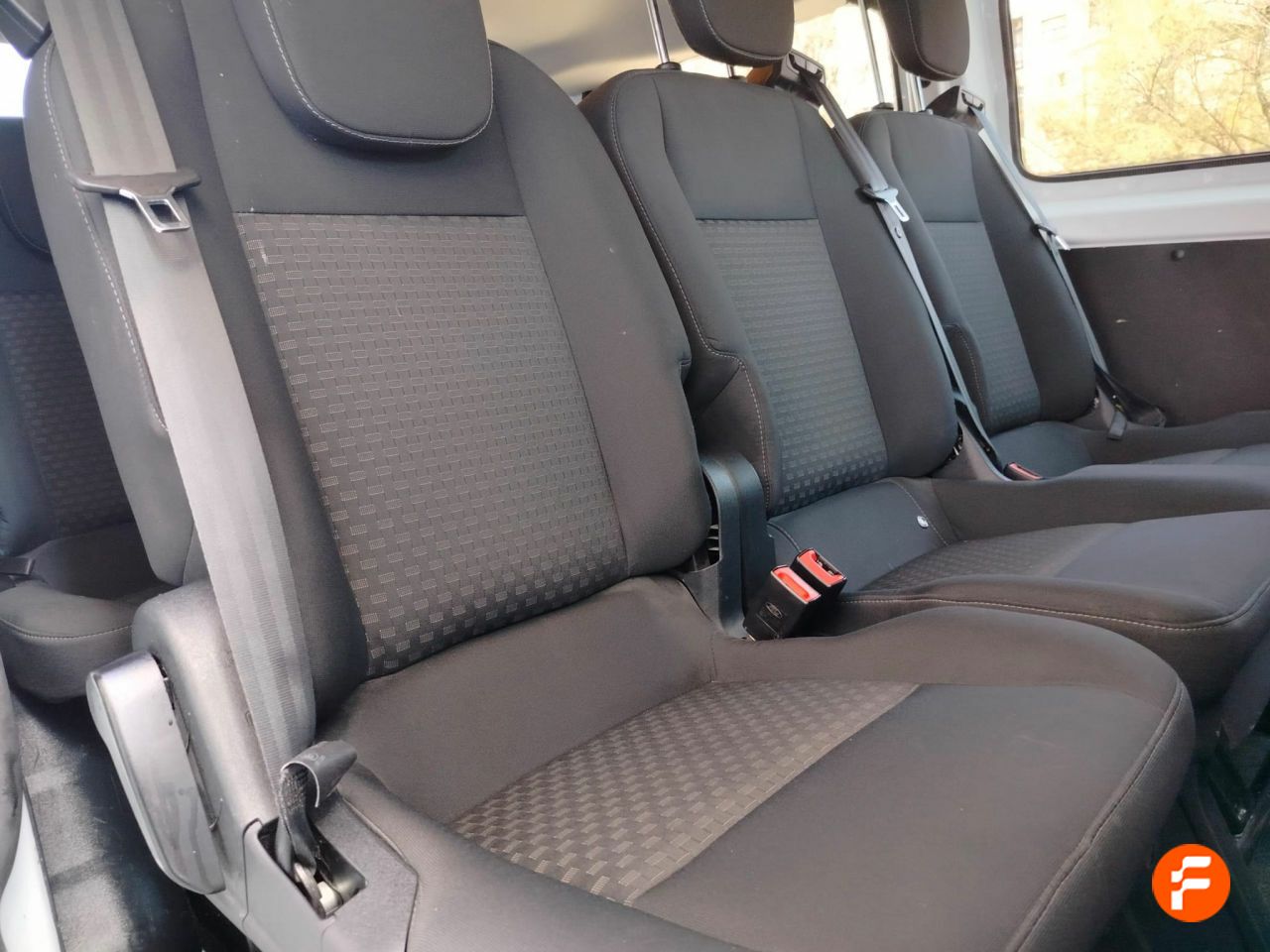 Foto Ford Tourneo Custom 18
