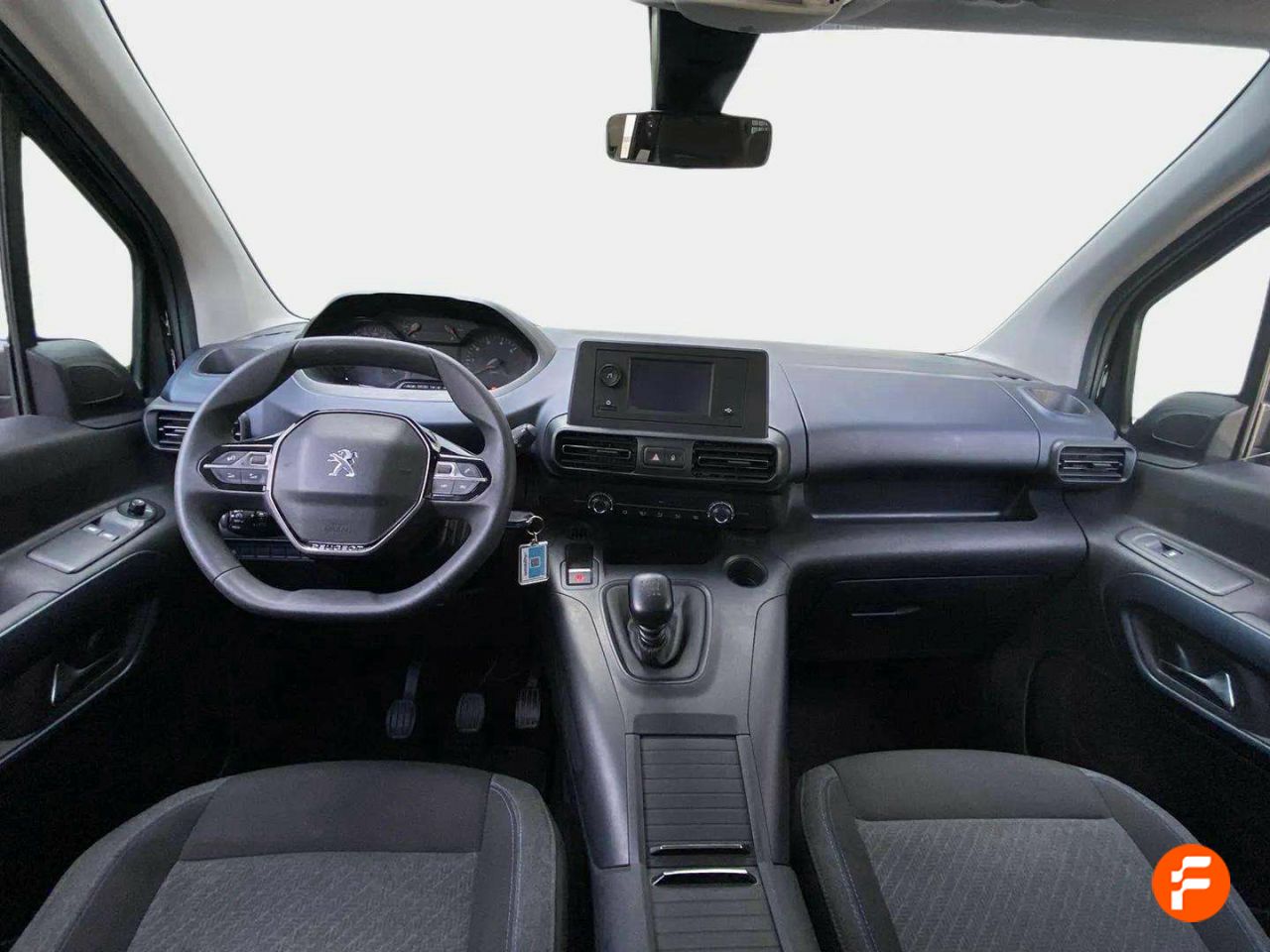 Foto Peugeot Rifter 11