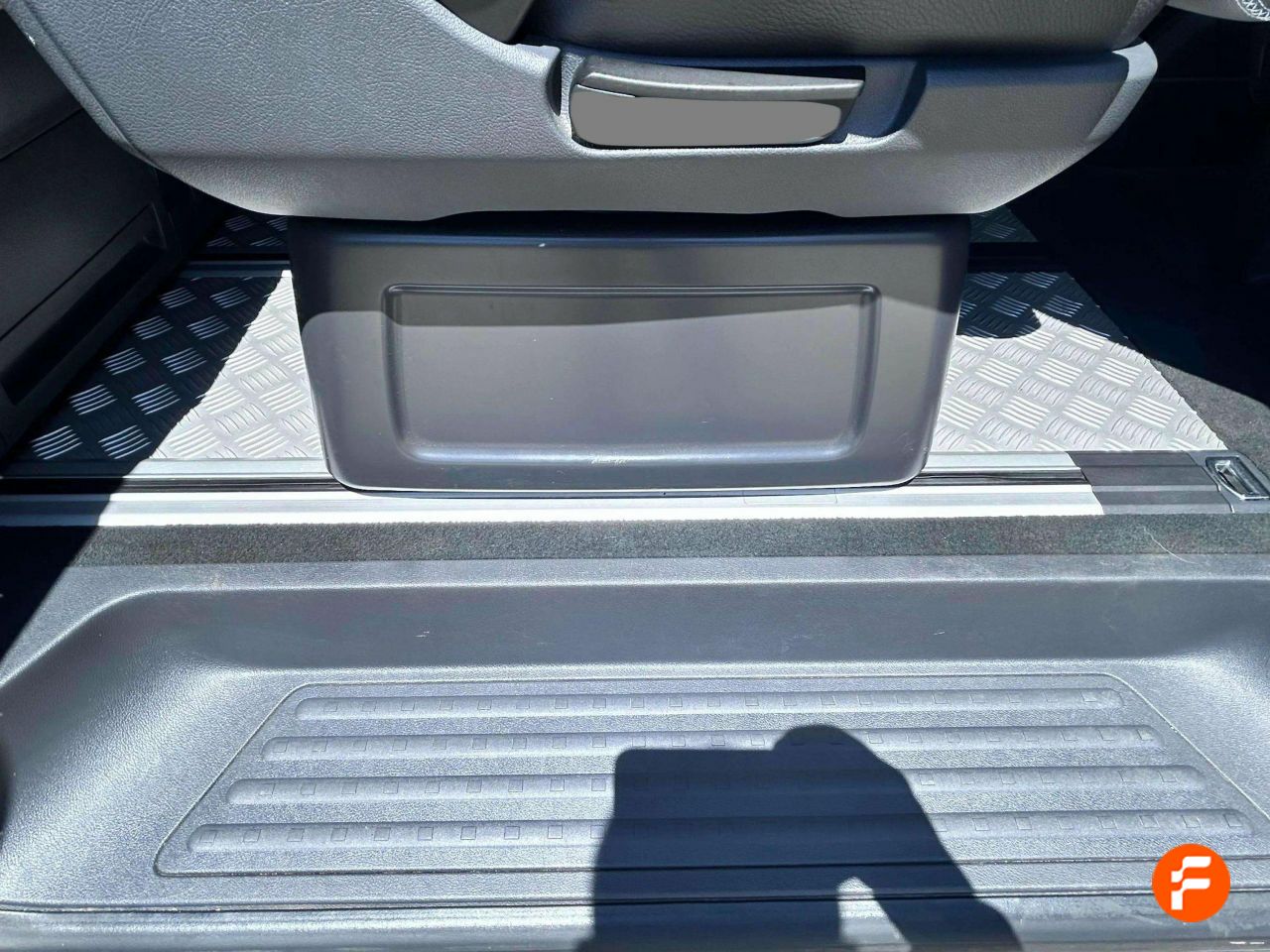 Foto Volkswagen Multivan 57