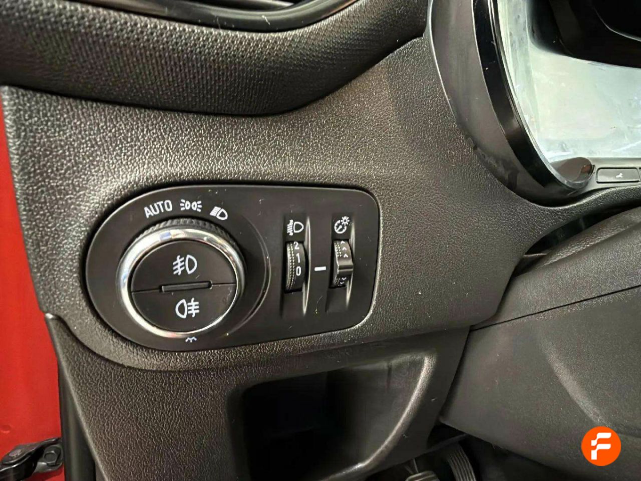 Foto Opel Crossland X 23