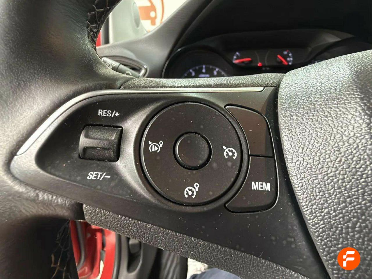 Foto Opel Crossland X 24