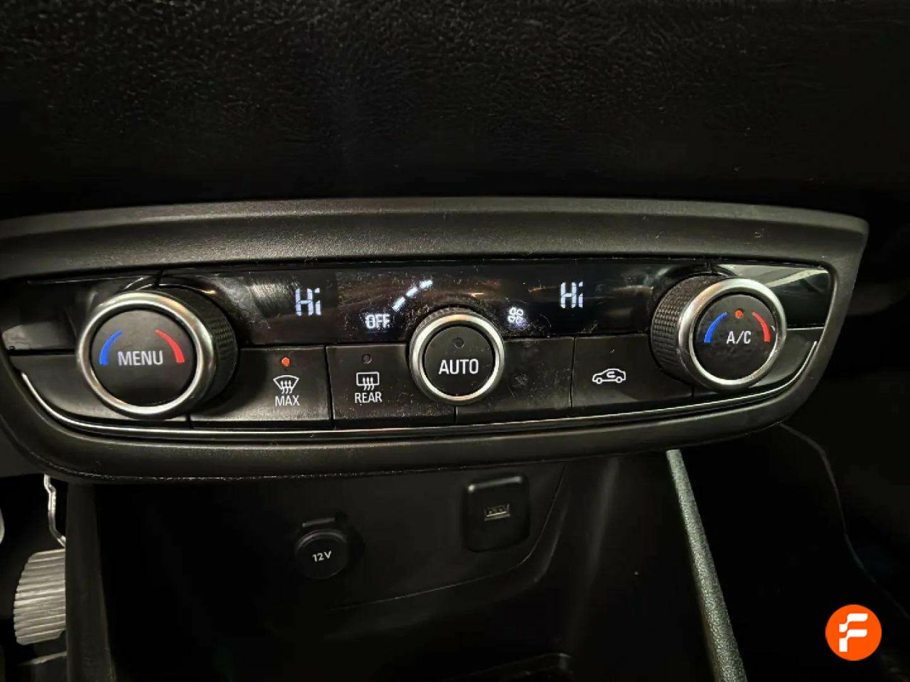 Foto Opel Crossland X 25