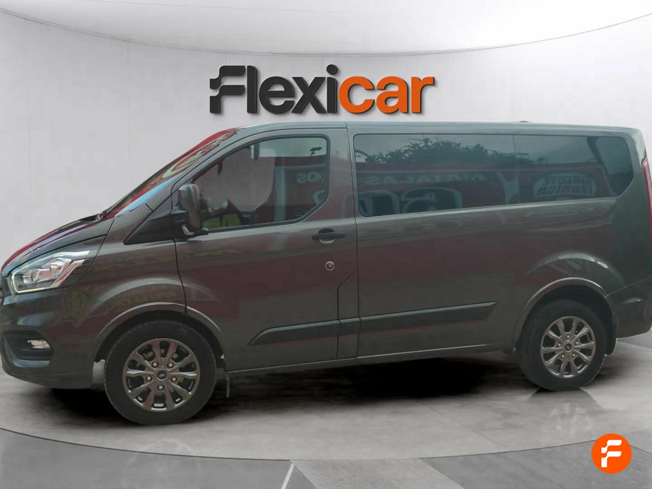 Foto Ford Tourneo Custom 3